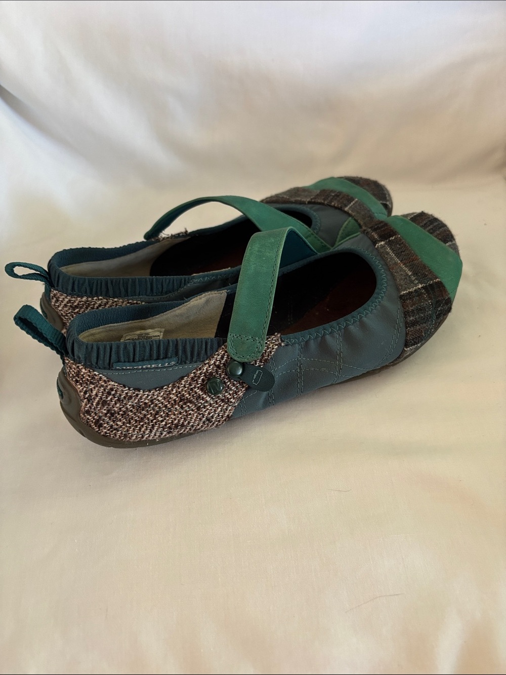 Merrell Barefoot Women's Teal and Brown Mary Jane Flats
